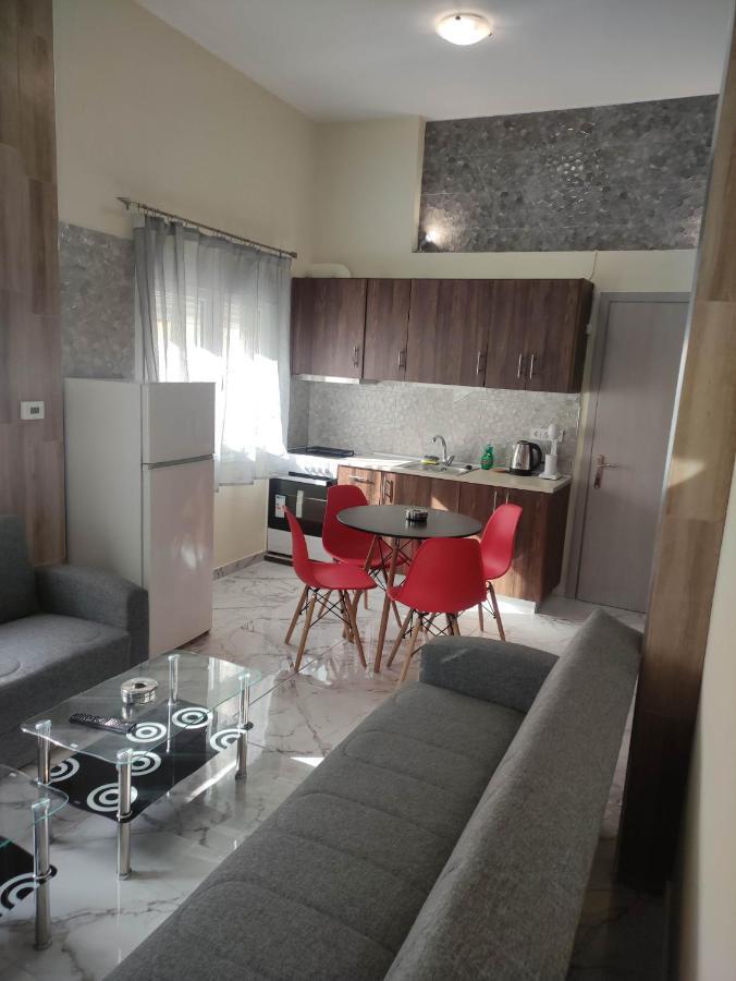 Gcm 2 Kentro Apartment *